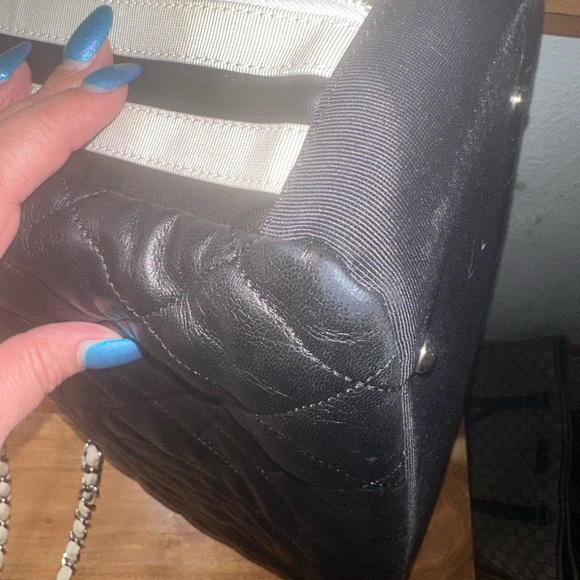 CHANEL Lido Bag/Tote 💙 Navy Blue - Picture 7 of 14